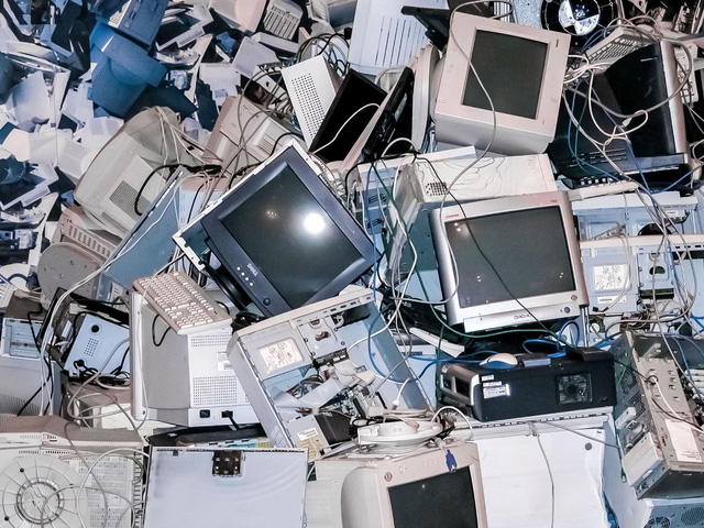 thực trạng rác thải điện tử
