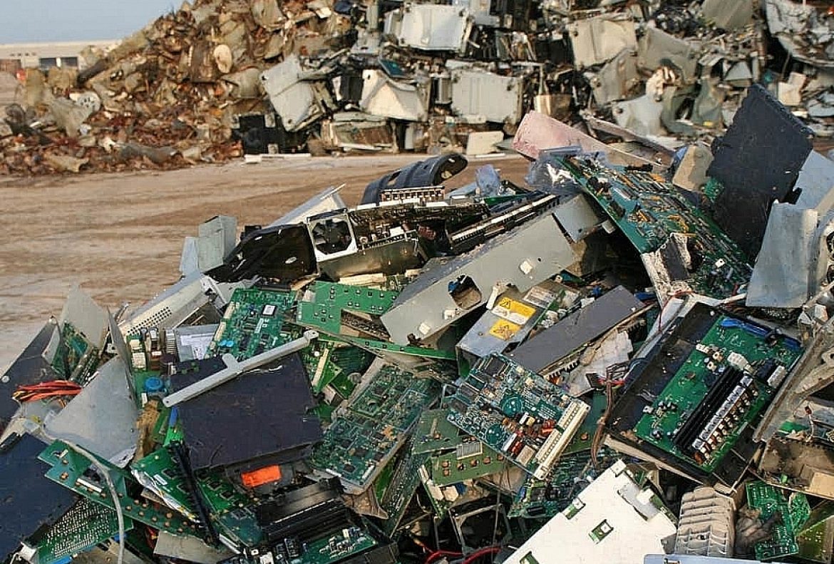 thực trạng rác thải điện tử